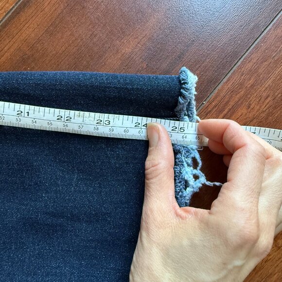 Everlane Stretch Slim Bootcut Raw Hem Dark Wash Jeans Size 26 - Picture 2 of 7